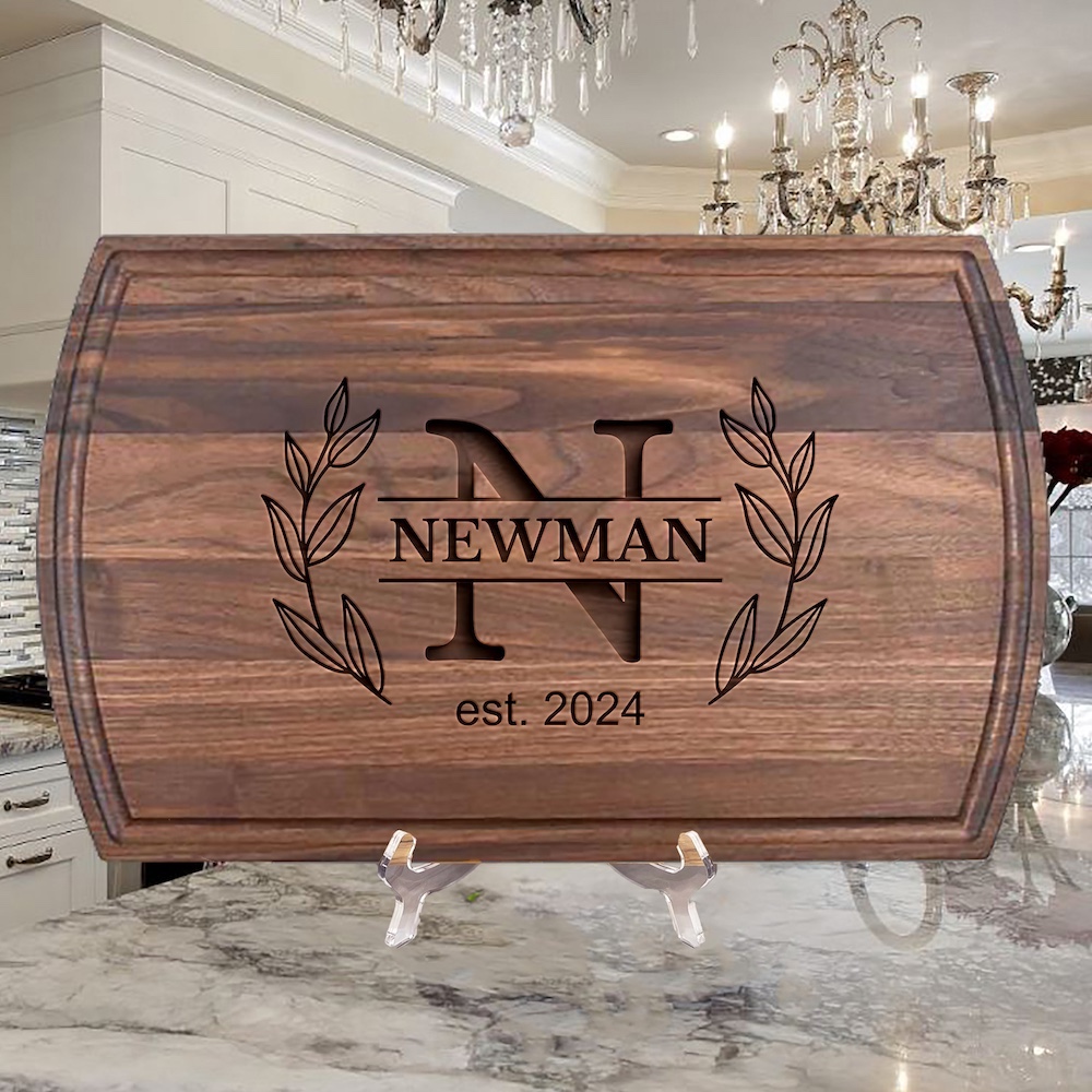 Personalized Charcuterie Board – Custom Walnut or Bamboo Cutting Board Personalized Charcuterie Board – Custom Walnut or Bamboo Cutting Board