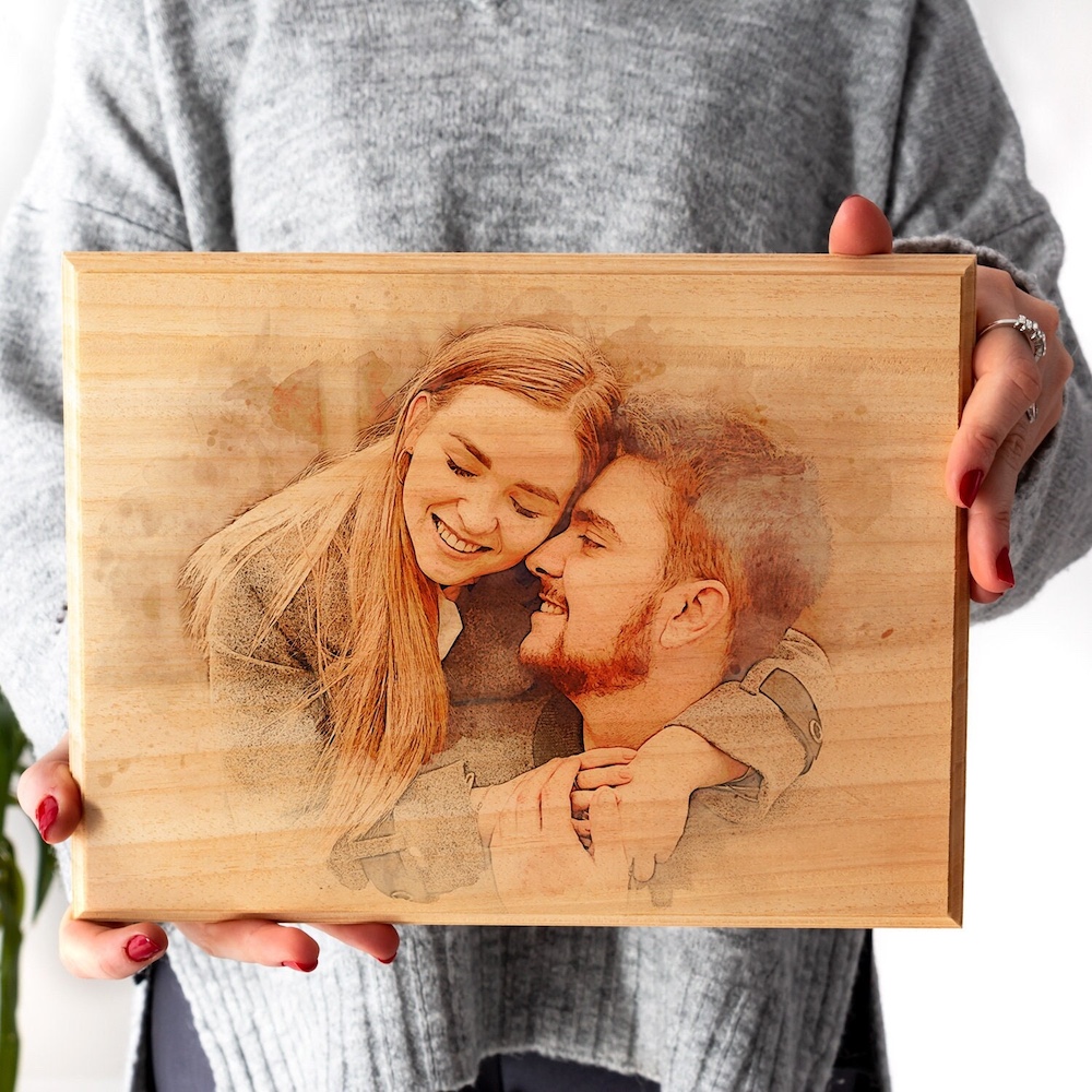 Personalized Photo on Wood – Custom Engraved Portrait with Watercolor Style Personalized Photo on Wood – Custom Engraved Portrait with Watercolor Style