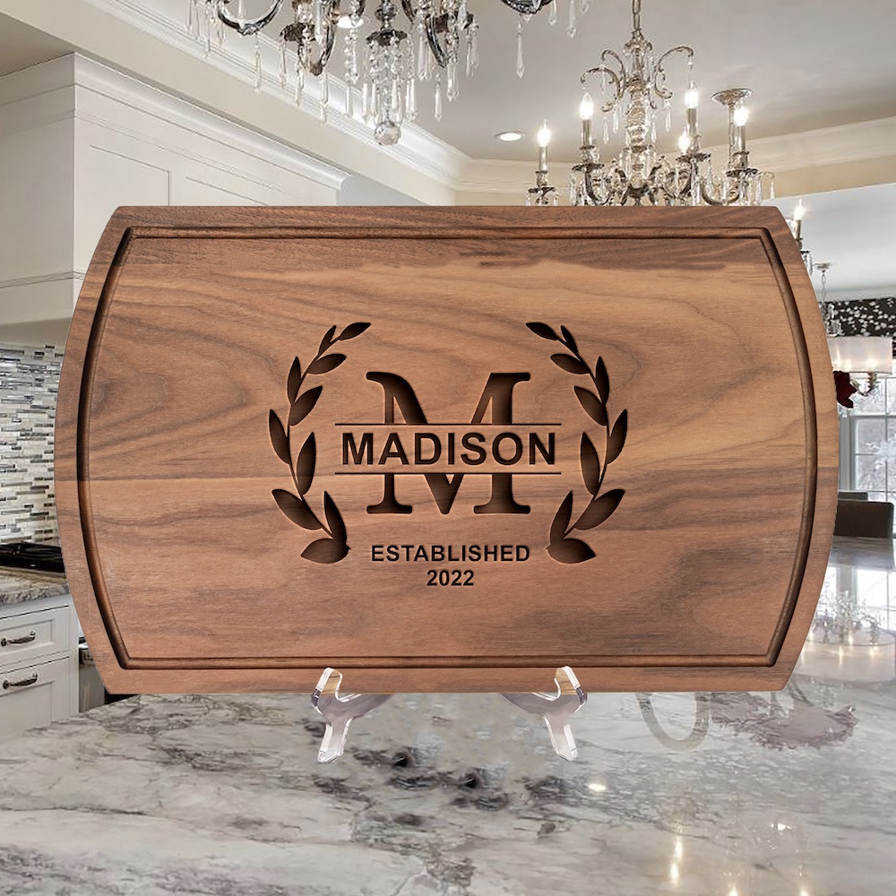 Personalized Charcuterie Board – Custom Walnut or Bamboo Cutting Board Personalized Charcuterie Board – Custom Walnut or Bamboo Cutting Board